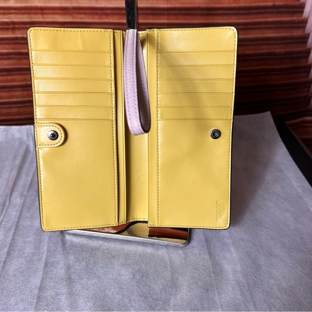 Coach Slim Wallet In Colorblock - Picture 3 of 11